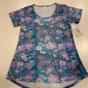 NWT LuLaRoe Classic T
